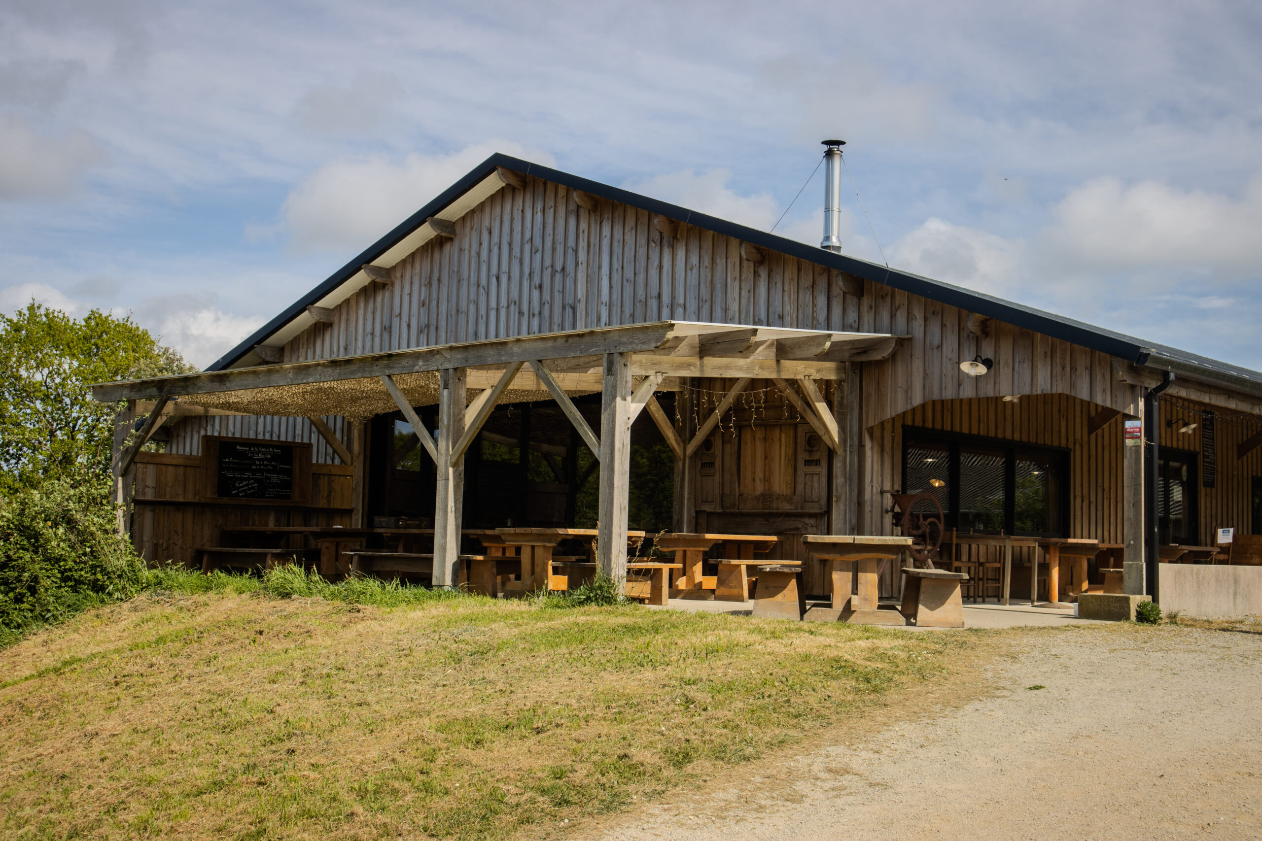 Extérieur de la ferme fromagère Tome de Rhuys à Sarzeau près de Vannes